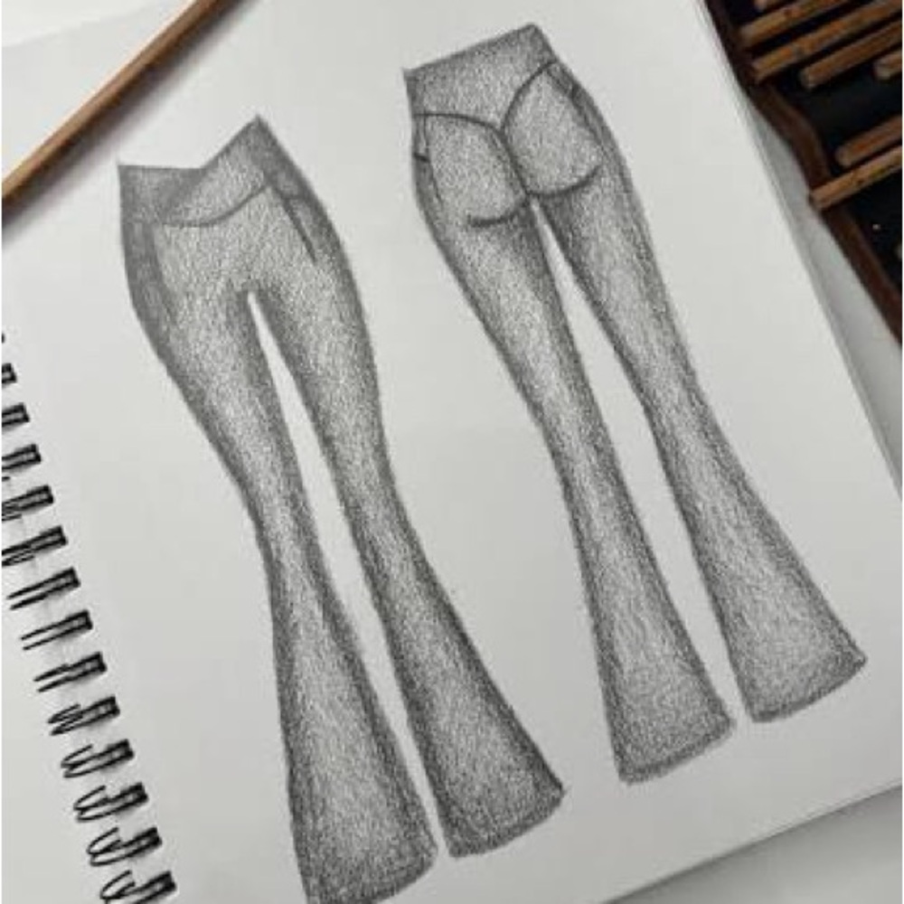 POPFLEX Crisscross Hourglass Flared Legging- Winter Plum - Picture 6 of 6